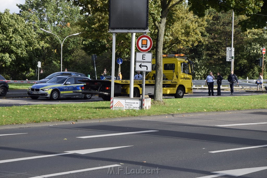 VU Koeln Buchheim Frankfurterstr Beuthenerstr P180.JPG - Miklos Laubert